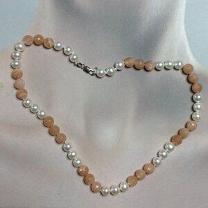 Delicate White Freshwater Cultured Pearl and Faceted Sunstone Beads Necklace